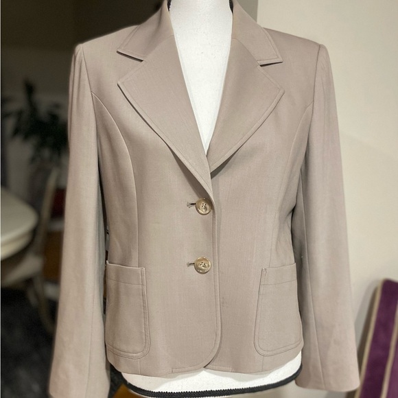 Talbots 2 Piece Wool Blend Blazer/Skirt Suit - Picture 2 of 10